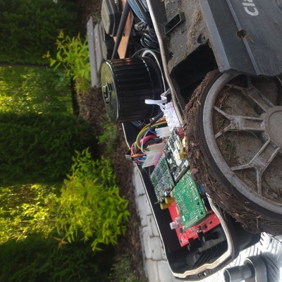 2 Pry the wheel covers