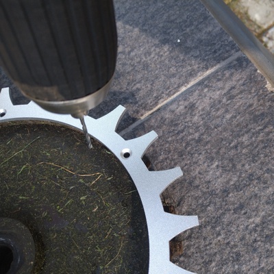 7 Optionally pre-drill 2mm holes, try to stay within plastic