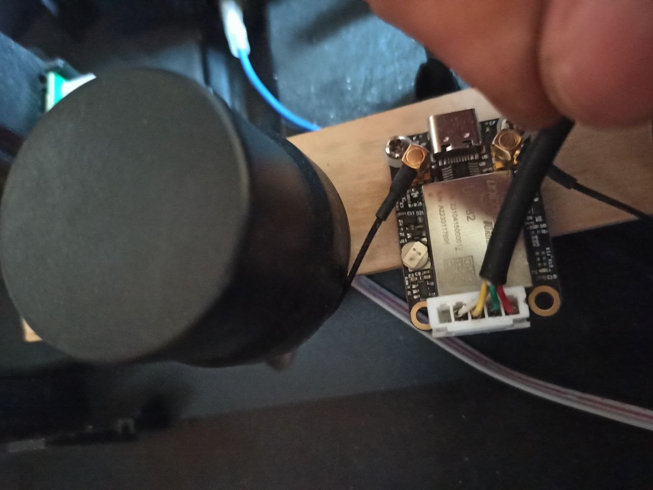 UM9XX wiring pinout sample